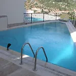Es Aparthotel 2*