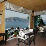 Es Aparthotel