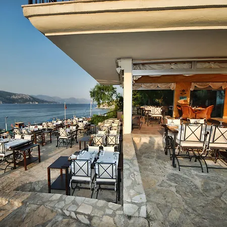 Es Hotel apartamentowy 2*