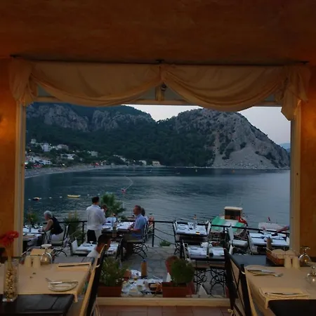 Es Hotel apartamentowy 2*