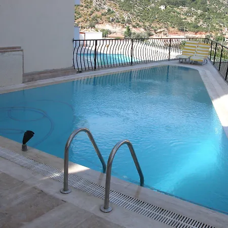 Es Hotel apartamentowy 2*