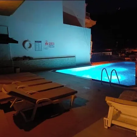 Hotel apartamentowy Es 2*