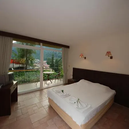 Hotel apartamentowy Es
